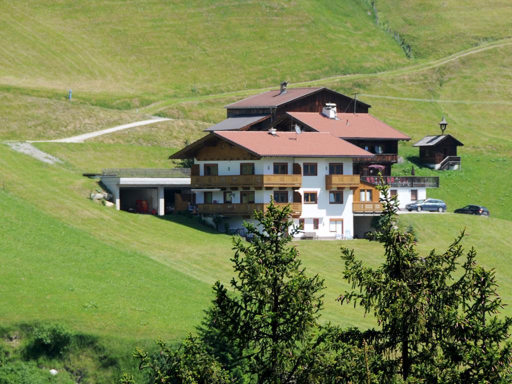Ferienhaus Martlerhof 턱스 객실 사진