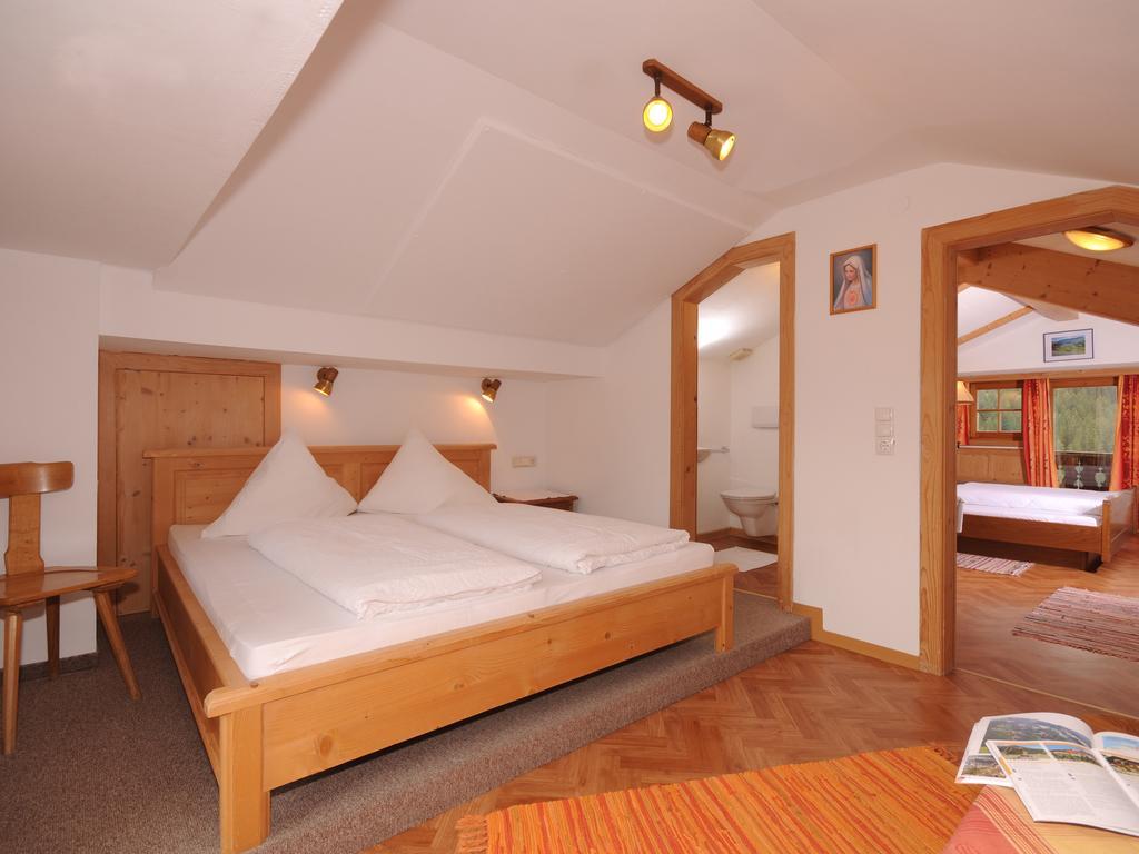 Ferienhaus Martlerhof 턱스 객실 사진